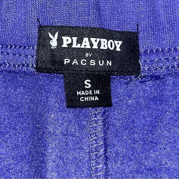 NWT Happy Camper Playboy X PacSun Purple Graphic Sweatshorts Shorts Size Small - Picture 4 of 12